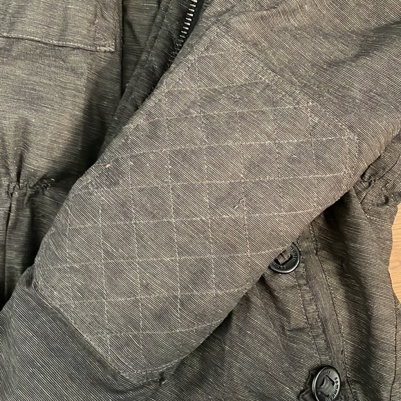 Aritzia Winter Coat - Picture 11 of 13